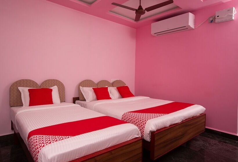 Oyo 23398 Hotel Sri Murugan