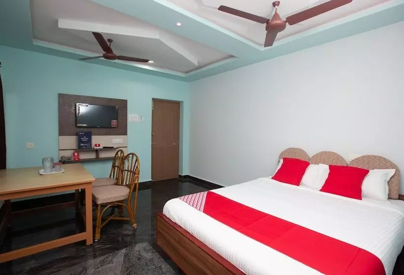 Oyo 23398 Hotel Sri Murugan