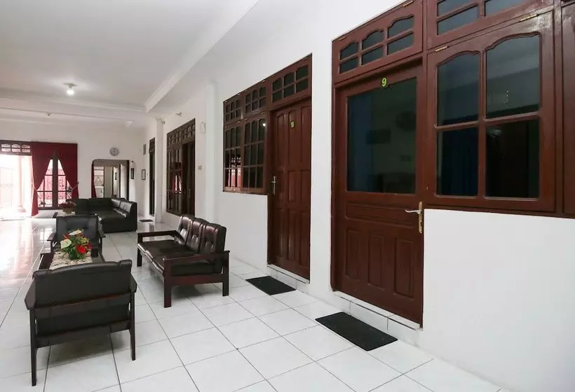 پانسیون Airy Eco Jekan Raya Batu Suli 24 Palangkaraya