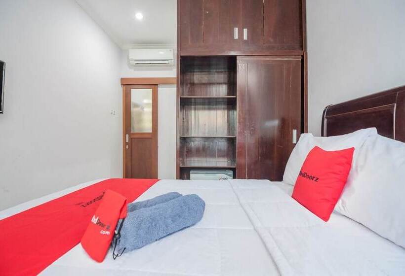 بنسيون Reddoorz Syariah Near Sepinggan Airport Balikpapan