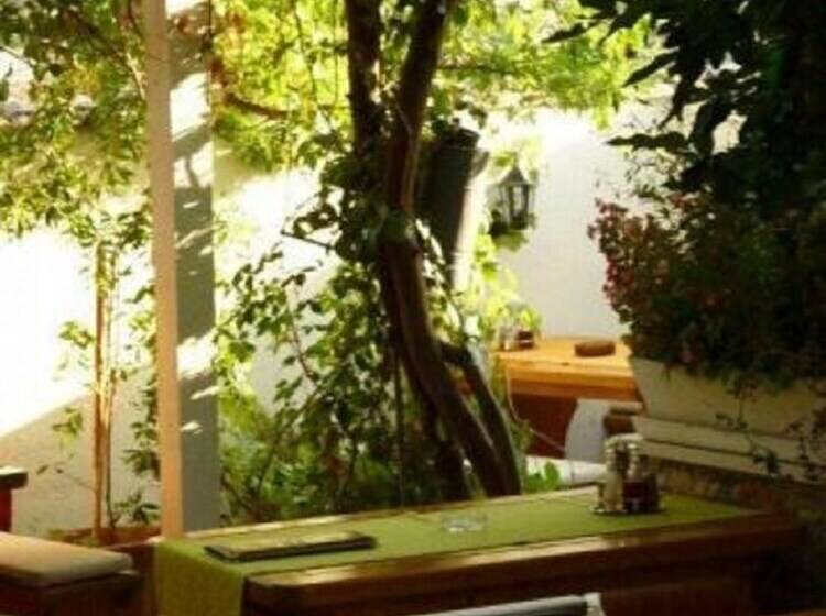 Apartments Adel 70 M From Beach