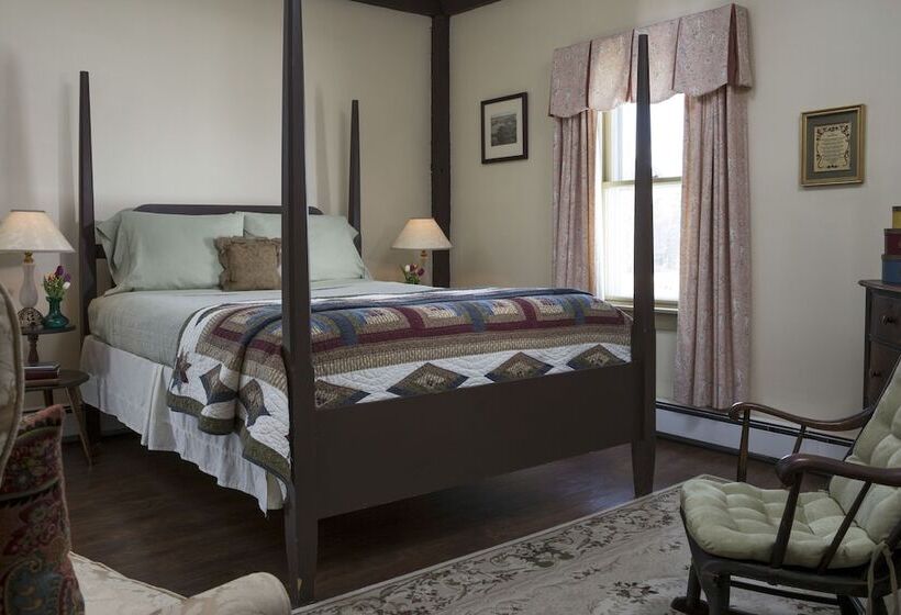 住宿加早餐 Wakefield Inn & Restaurant