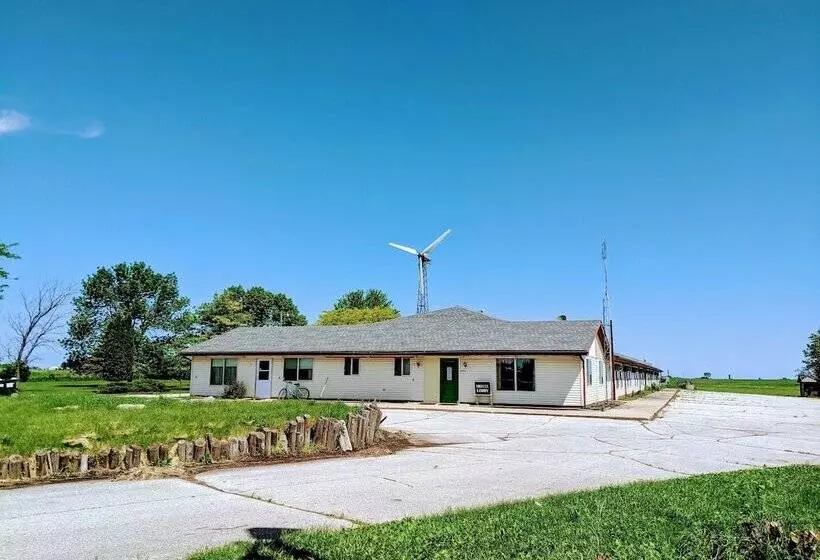 Circle S Motel
