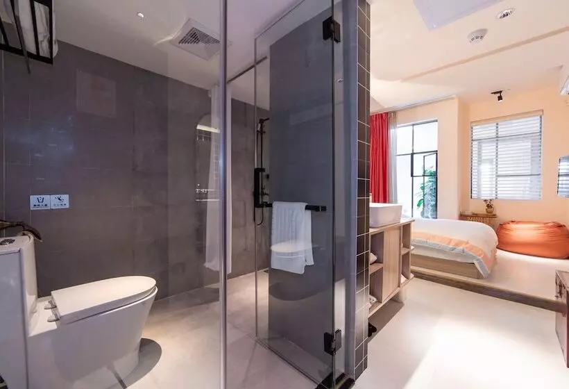 Guilin Nine Rooms Inn