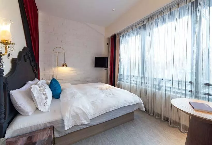 Guilin Nine Rooms Inn