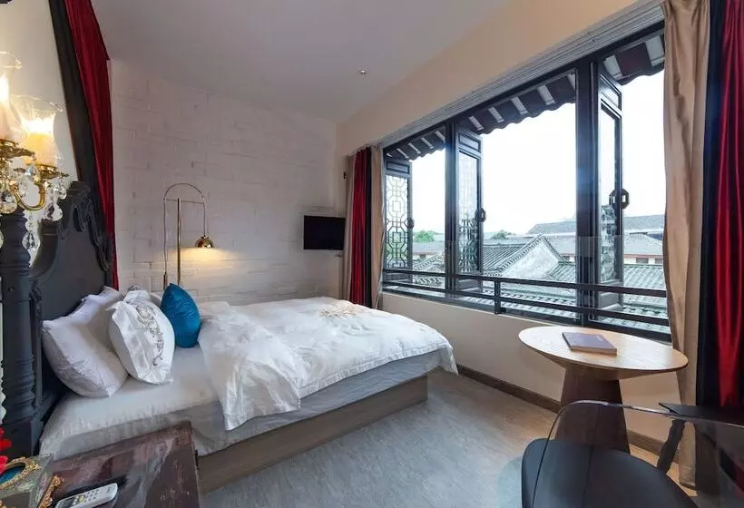 Guilin Nine Rooms Inn