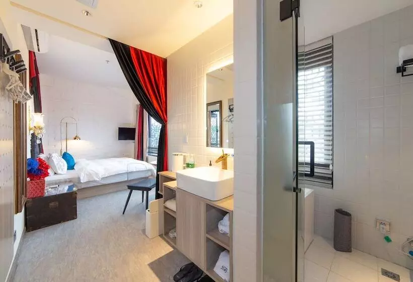 Guilin Nine Rooms Inn