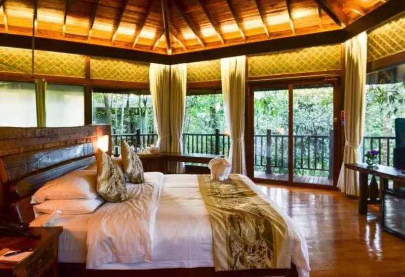 Hotelli Red Panda Manor Pu’re