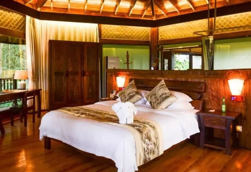 Hotelli Red Panda Manor Pu’re