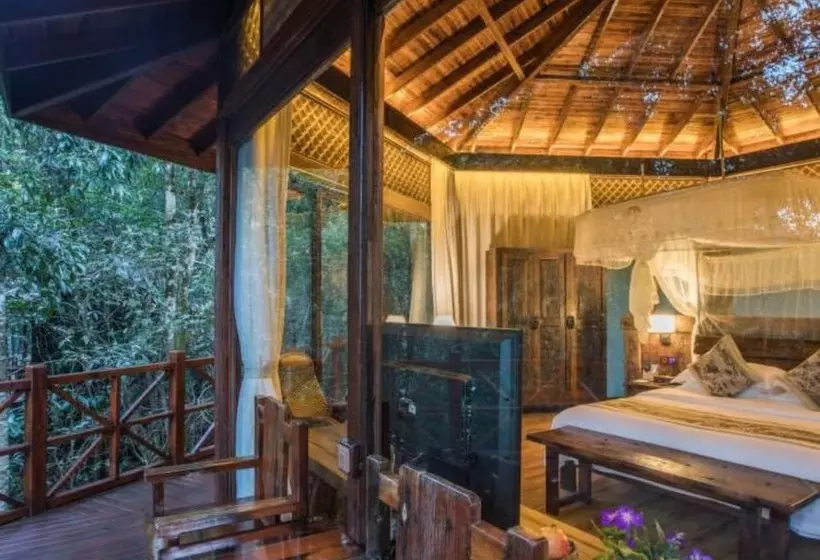 Hotelli Red Panda Manor Pu’re