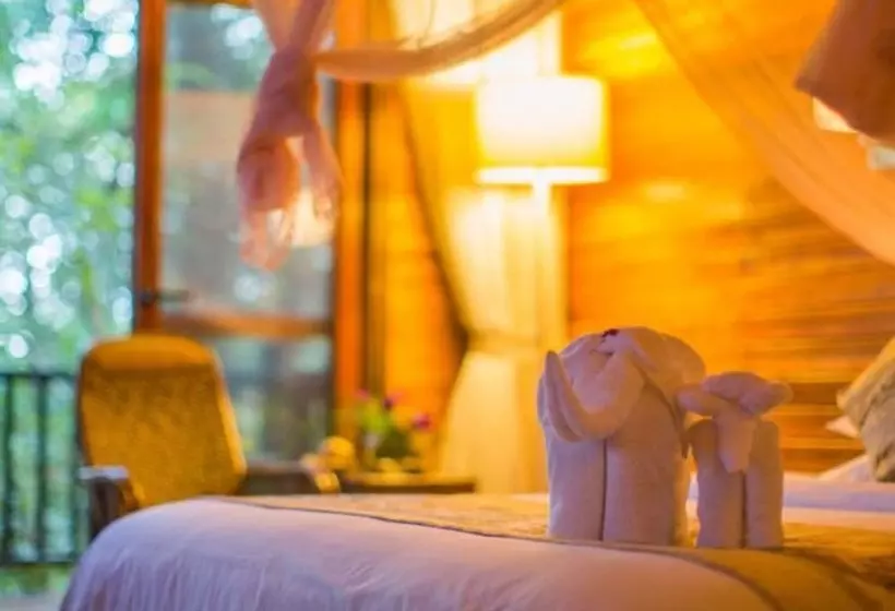 Hotelli Red Panda Manor Pu’re