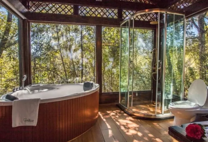 Hotelli Red Panda Manor Pu’re