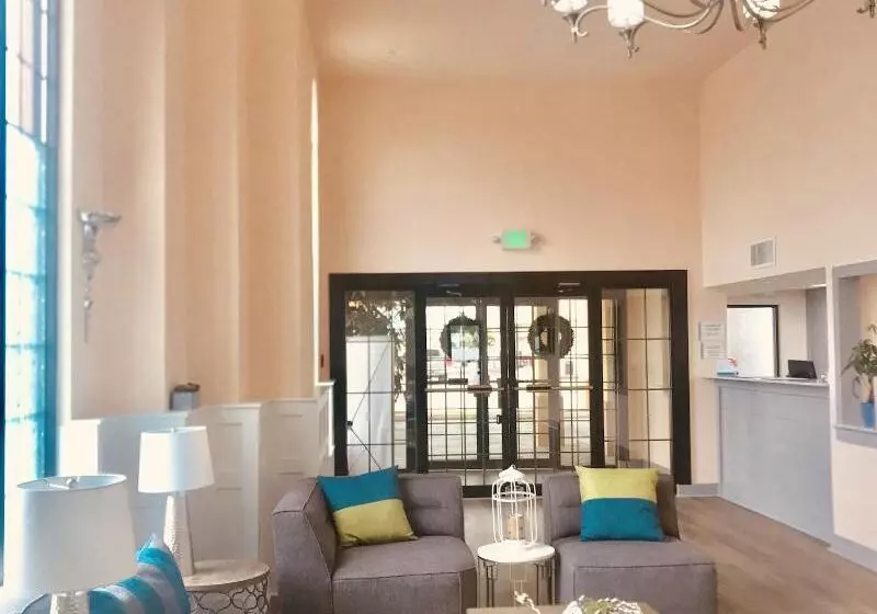 ホテル Quality Inn & Suites