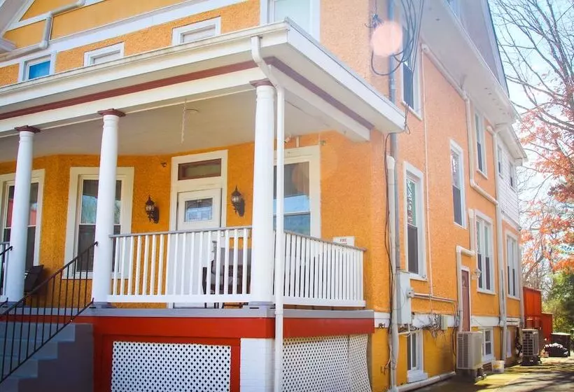 Majatalo Eden Park Guest House