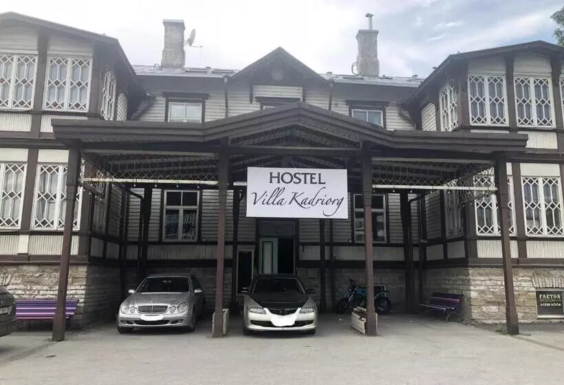 پانسیون Villa Kadriorg Hostel