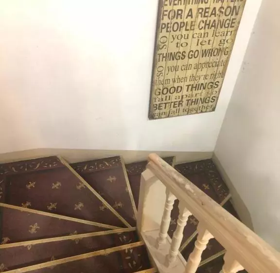 پانسیون Villa Kadriorg Hostel