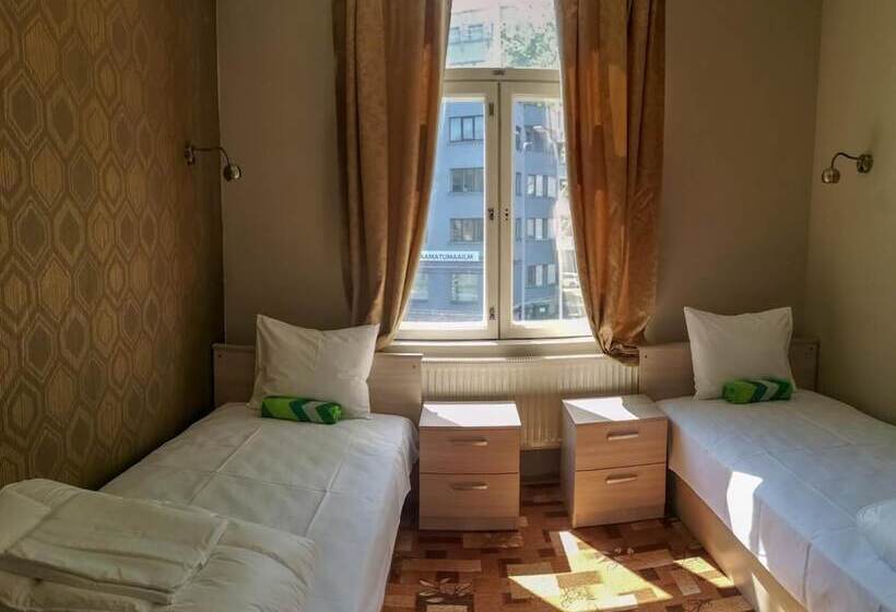 پانسیون Villa Kadriorg Hostel