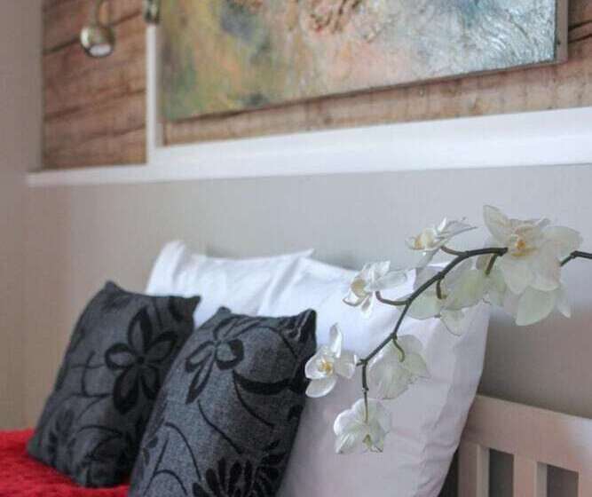 پانسیون Villa Kadriorg Hostel