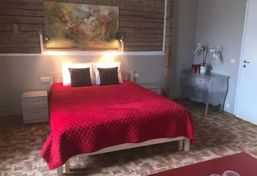 پانسیون Villa Kadriorg Hostel