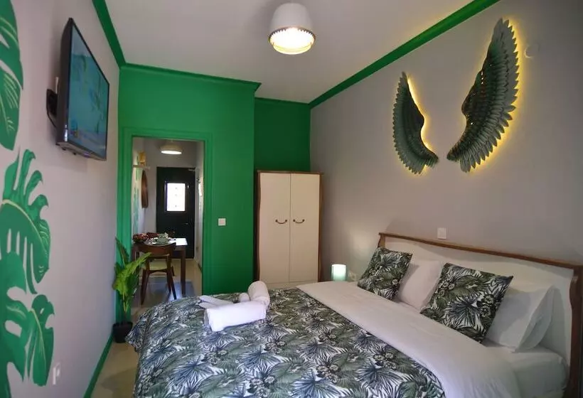Wings Apartments