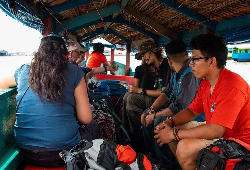 هتل Amazon Canopy Expeditions Ecolodge