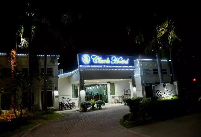 Hotel Clark