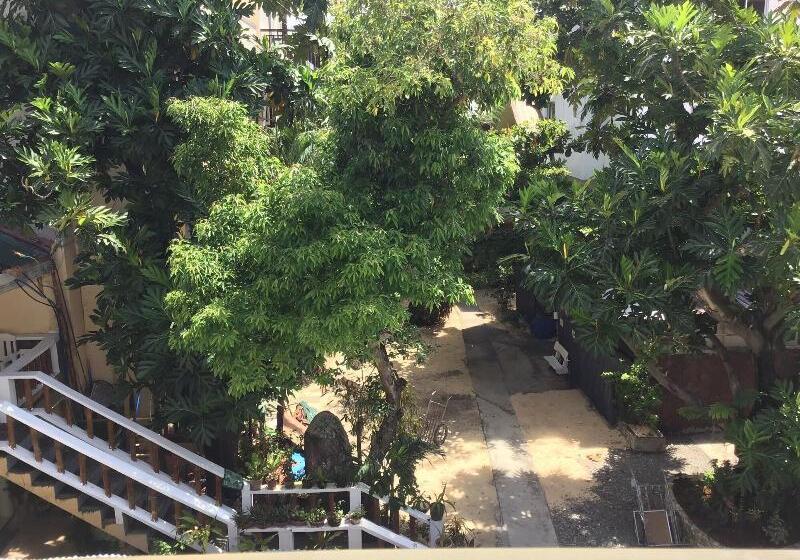 Hotel Rob And Fred S Resort