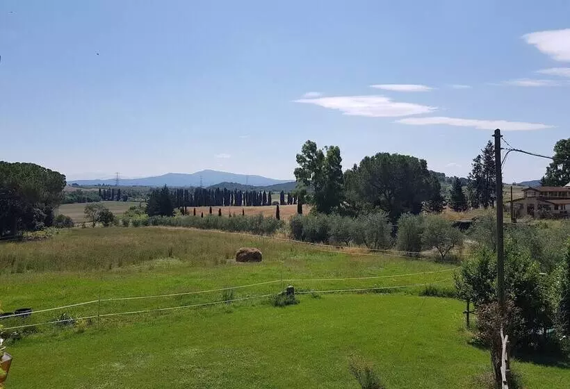 田舎風ホテル Agriturismo Bio Fattoria Di Pietra