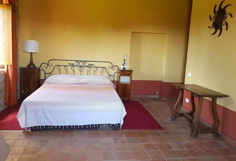 田舎風ホテル Agriturismo Bio Fattoria Di Pietra