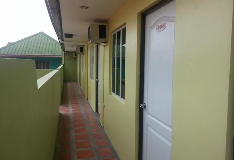 Hotel Sun Moon Poolside