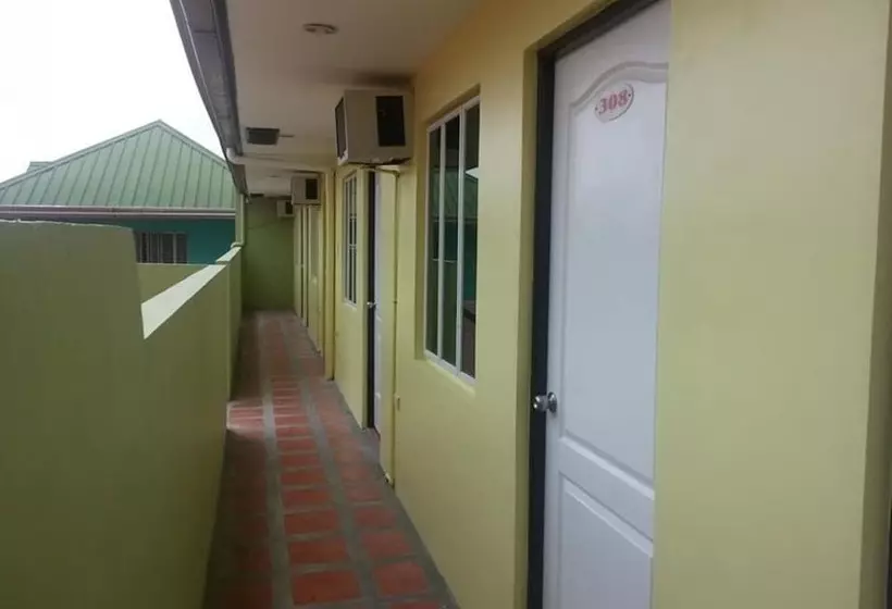 Hotel Sun Moon Poolside