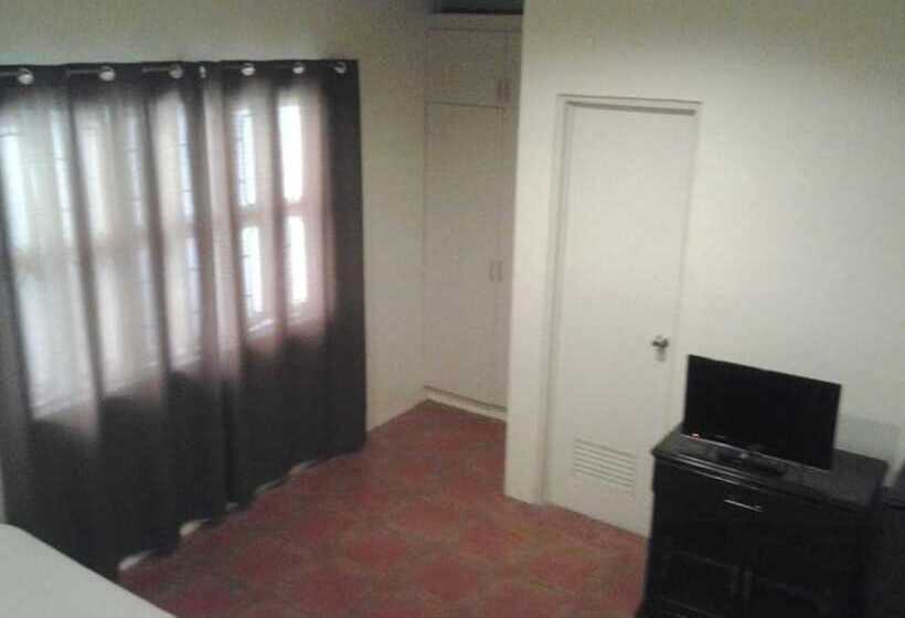 فندق Sun Moon Poolside