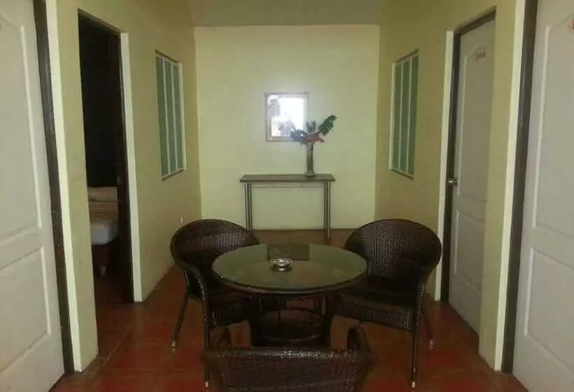 Hotel Sun Moon Poolside