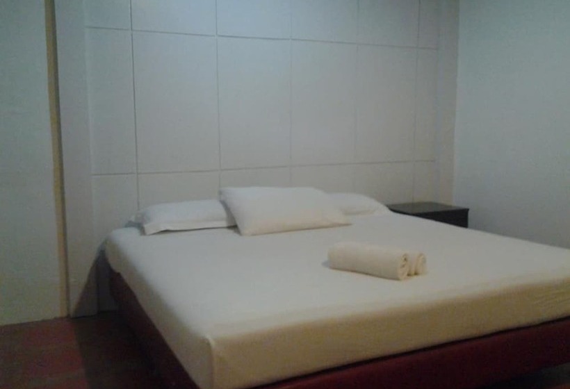 Hotel Sun Moon Poolside