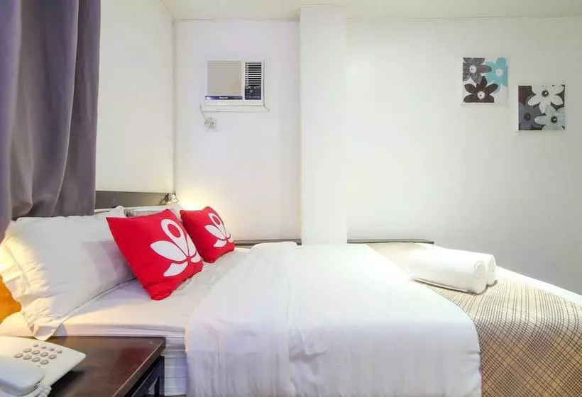 هتل Zen Rooms Blue Dawn Station 3