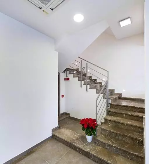 Le Camere Del Crimiso