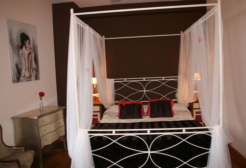 بنسيون Posada La Busta