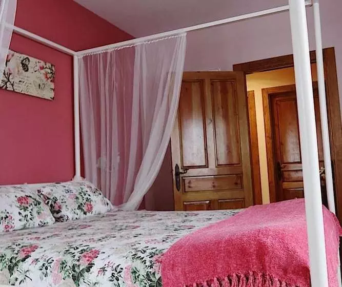 پانسیون Posada La Busta
