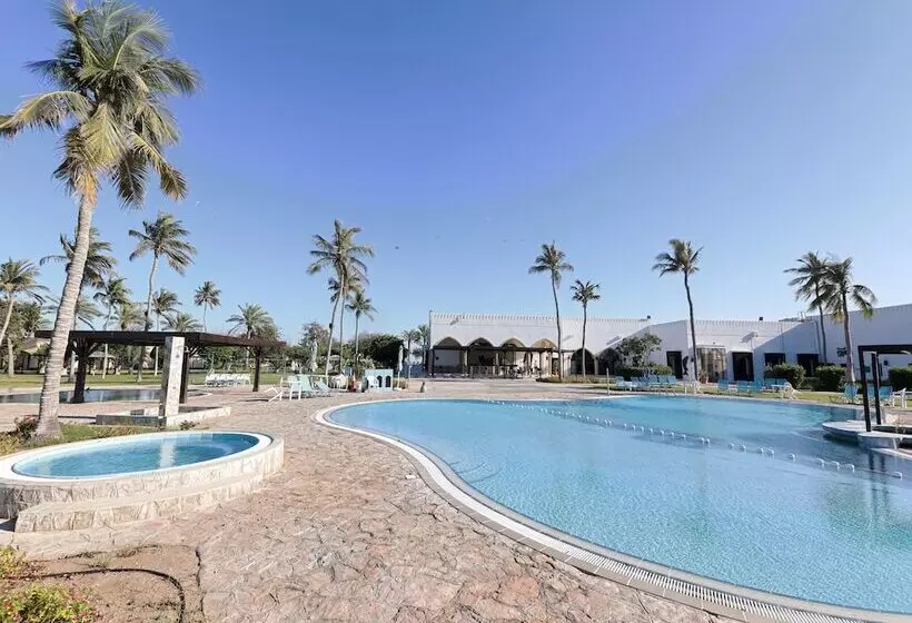 Capital O133 Al Sawadi Beach Resort & Spa