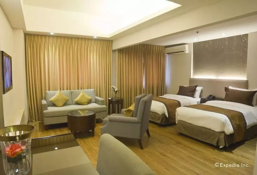 Отель Imperial Palace Suites