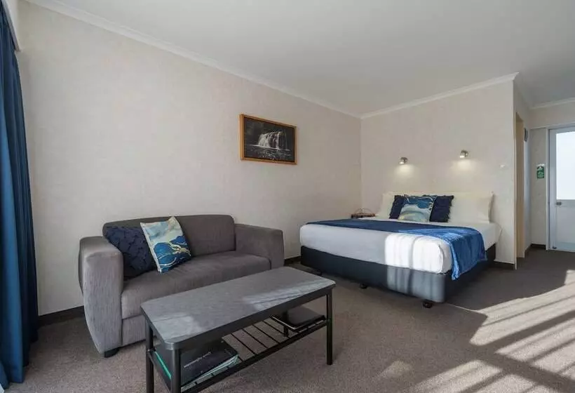 Parklands Motel & Apartments Te Anau