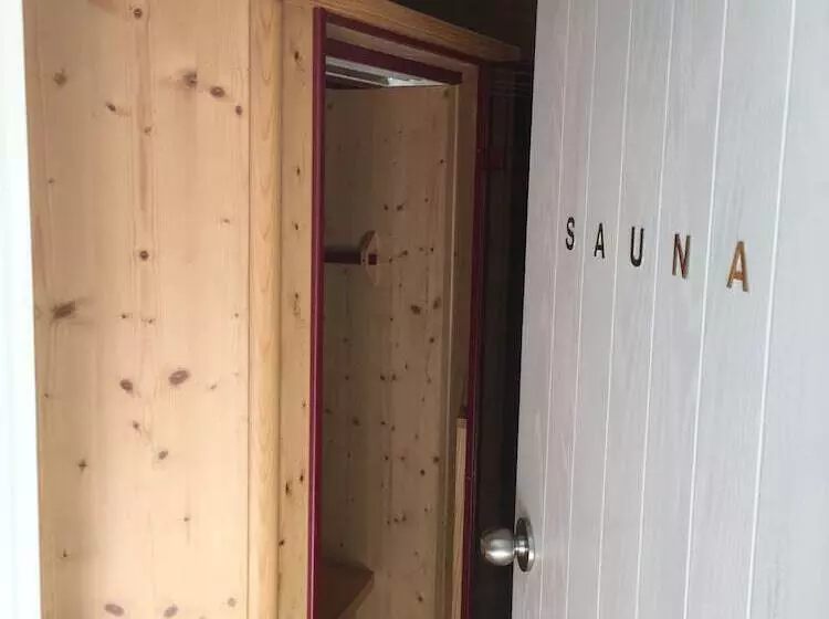 Parklands Motel & Apartments Te Anau