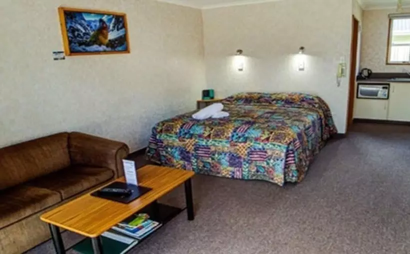 Parklands Motel & Apartments Te Anau