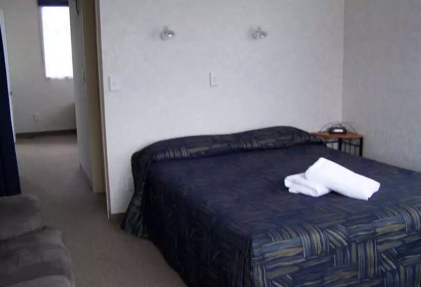 Parklands Motel & Apartments Te Anau