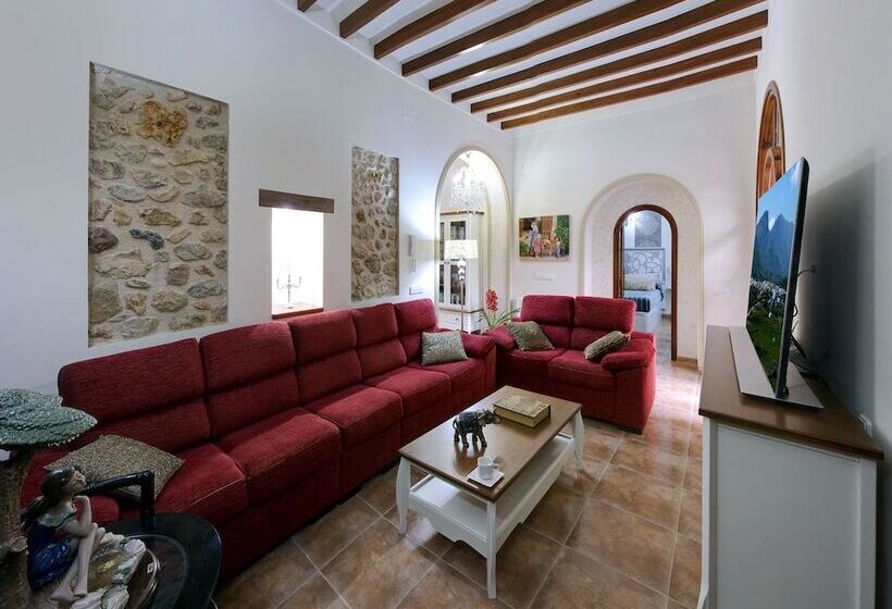 تختخواب و صبحانه Casa Mistela