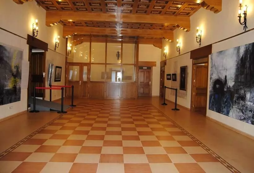 Hospedería Albergue Ntra Sra De Magallón