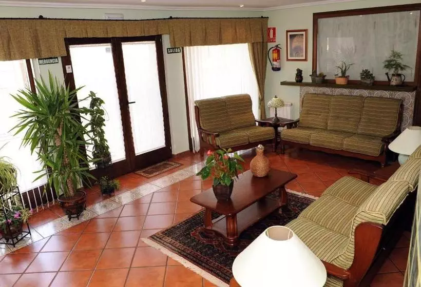 Hostal Infanta Dona Leonor