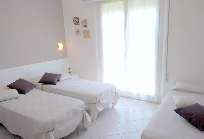 مسافرخانه La Bella Vita