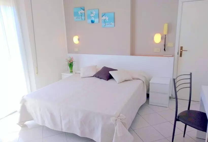 مسافرخانه La Bella Vita