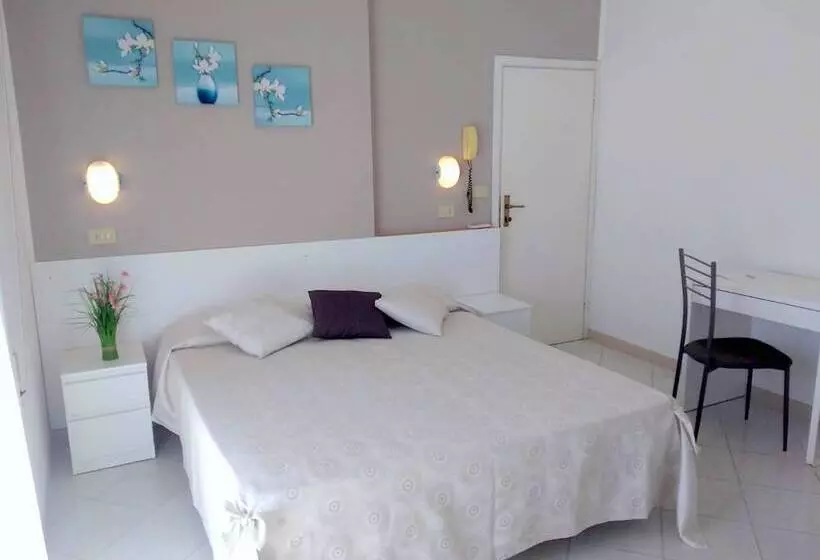 مسافرخانه La Bella Vita